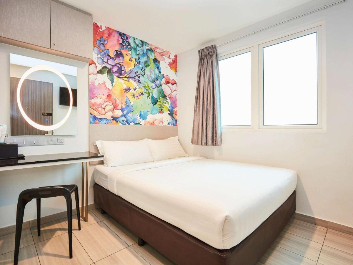 Ibis Budget Singapore Selegie Hotel Bagian luar foto